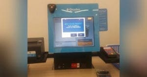 Onofre CVS Pharmacy: consumidores podem realizar o pagamento em toda a loja