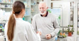 Aposentados podem ter 50% de desconto nos medicamentos