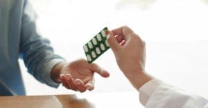 Venda fracionada de medicamentos pode passar a ser obrigatória