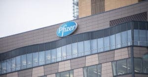 Pfizer anuncia medicamento para tratar colite ulcerativa