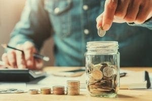 Acordo entre Mercosul e União Europeia pode poupar R$ 144 milhões ao ano em medicamentos para o Brasil