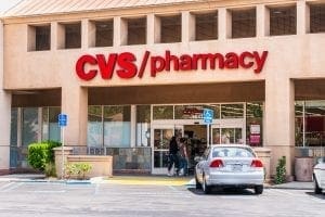 Resultados do terceiro semestre da CVS Health levam a reduções e restrições