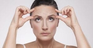 Estresse e ansiedade favorecem o aparecimento de rugas e outros problemas de pele