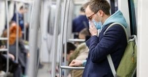 Rio e São Paulo têm transmissão comunitária de coronavírus, diz Ministério da Saúde; Brasil tem 98 casos