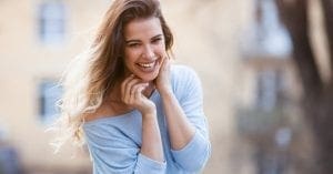 Como as farmácias podem encantar as mulheres no ponto de venda?