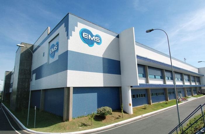 ems-homenageia-profissionais-da-saúde