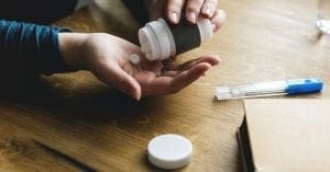 Neo Química promove acompanhamento psicológico para profissionais de farmácia