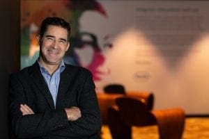 Roche Farma Brasil auxilia no combate a pandemia enquanto mantêm o crescimento sustentável