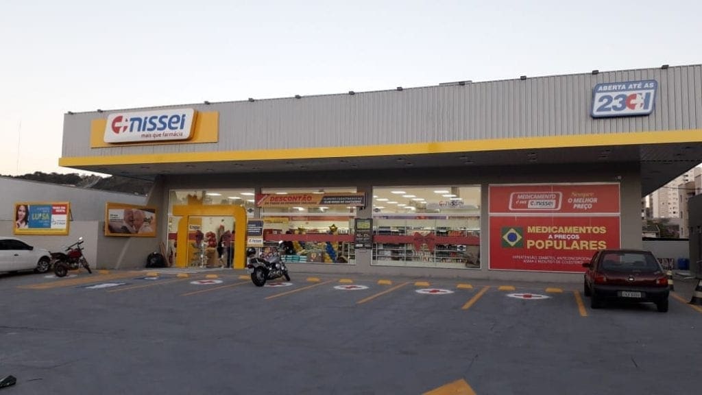 farmacias-nissei-inaugura-loja-em-francisco-beltrao