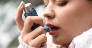 Como prevenir crises de rinite e asma na época mais fria do ano?