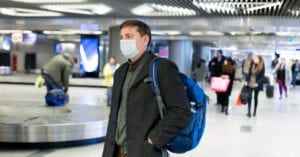 Nova variante do coronavírus se espalha pela Europa, alertam cientistas