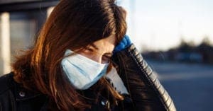 Preocupação com a Covid-19 gera dor de cabeça em 31% dos brasileiros