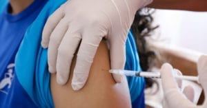 Bastonária da OF e FIP destacam o valor do farmacêutico na vacinação