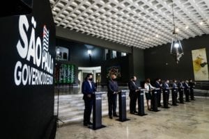 Comitê contra Covid-19 do governo de SP recomendou aumento de restrições