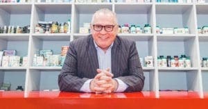 Ultrafarma e Drogarias Brasil firmam parceria em prol da saúde e preço baixo