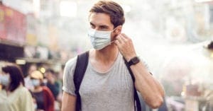 Veja por que pessoas vacinadas ainda precisam usar máscara