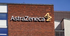 AstraZeneca e fundo Blackrock afirmam que não vão vender vacinas a empresas