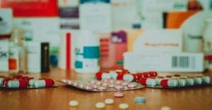 Governo faz acordo, e farmacêuticas deverão recolher medicamentos sem uso em SP