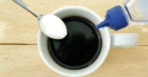 Qual a diferença entre açúcar e adoçante?