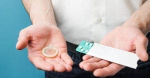 Por que não existe pílula anticoncepcional para homens?