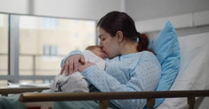 Grávidas e mulheres no pós-parto são incluídas em grupo prioritário da vacina contra a Covid-19