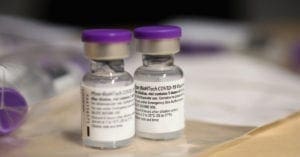 Pesquisa confirma que 2ª dose da Pfizer é mais eficiente após 3 meses