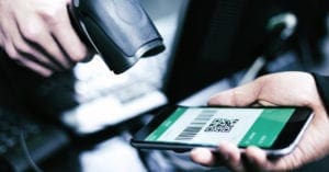 Preferência de brasileiros por compras feitas por dispositivos móveis cresce mais de 30%