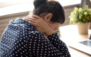 Fibromialgia: dores tendem a aumentar durante a estação mais fria do ano