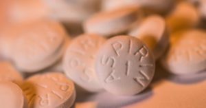 Aspirina será testada em tratamento de câncer de mama agressivo
