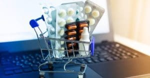 Metade dos brasileiros prefere comprar em lojas online do que físicas