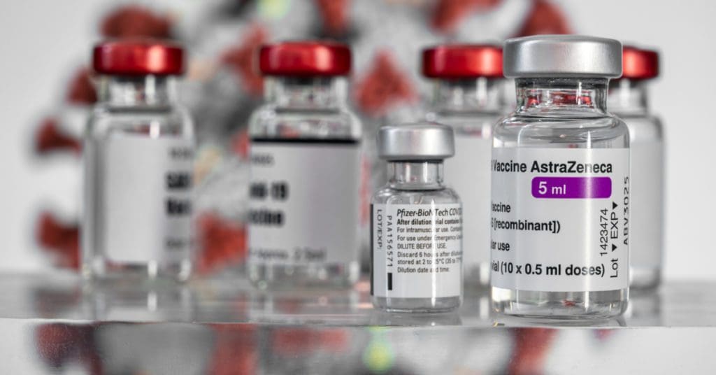 intervalo-pfizer-astrazeneca