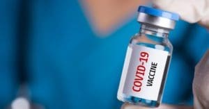 Sindusfarma firma acordo pioneiro com trabalhadores para incentivar a vacinação contra a Covid-19