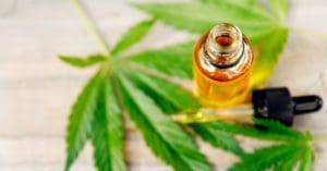 Saiba como solicitar extrato de canabidiol de graça em SP