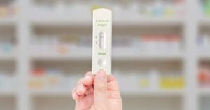 Índice de positivos para Covid-19 em testes de farmácia vai a 41,8% na 2ª semana de janeiro