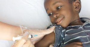 8 mitos e verdades sobre a imunização de crianças e adolescentes contra a Covid-19