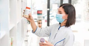 Máscara contra a Covid-19: quem deve usar mesmo com o fim da obrigatoriedade?