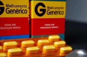 Drogarias Pacheco e Drogaria São Paulo oferecem 23% de desconto adicionais na compra de medicamentos genéricos