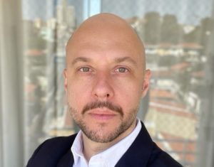 Muito além dos medicamentos: hubs de saúde inovam o setor farmacêutico