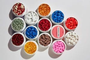 Pesquisa revela quais são as vitaminas mais recomendadas para os brasileiros