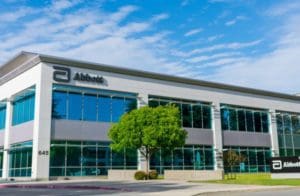 Abbott aumenta previsão para 2022 com forte vendas de testes de Covid-19 e produtos para diabetes