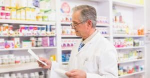 Ministério da Saúde volta atrás e exclui farmacêuticos da prescrição de Prep e PEP/HIV