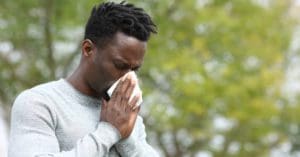 Primavera-verão exige atenção com alergias respiratórias e de pele