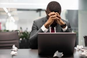 12 sinais de alerta sobre Burnout