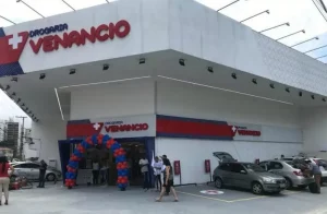 Drogaria Venancio incentiva proteção solar na campanha “Aqui é verão”