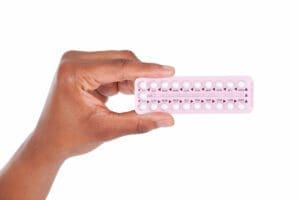 Justiça reafirma direito de farmacêuticos prescreverem contraceptivos hormonais