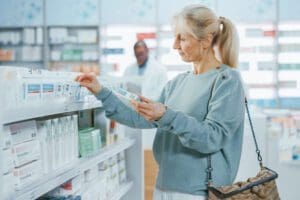 Brasil tem 90 mil farmácias e concorrentes lado a lado