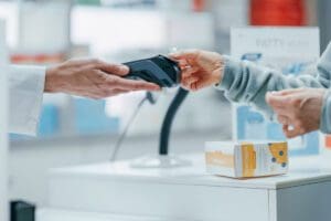 Parcerias da Ticket com farmácias garantem descontos de até 20% na aquisição de medicamentos