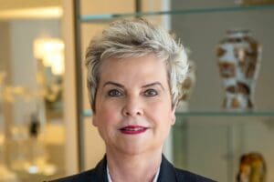 Exclusivo: Minancora anuncia produto inovador para limpeza e esfoliação da pele