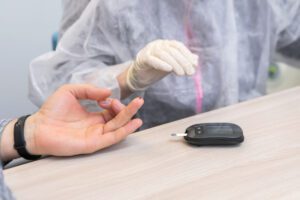 Anvisa avalia liberar testes rápidos em farmácias para mais doenças