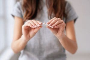 Confira oito benefícios de saúde imediatos ao parar de fumar